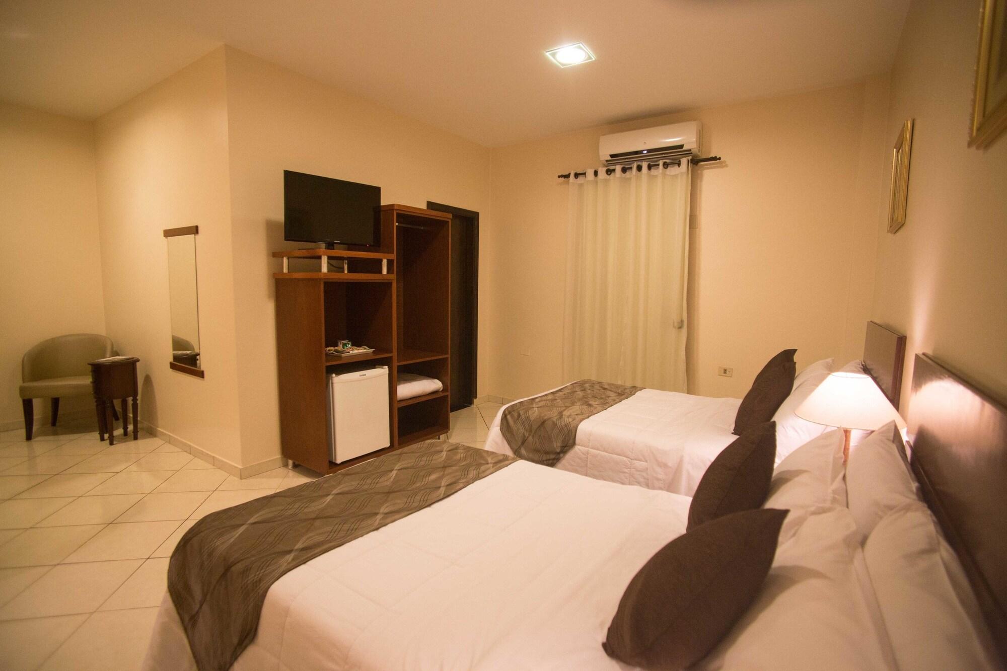 Asuncion Gran Hotel 埃斯特城 外观 照片